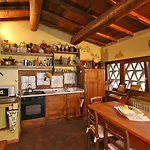Vila Casa Vania By Posarellivillas