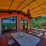 Vila Casa Vania By Posarellivillas